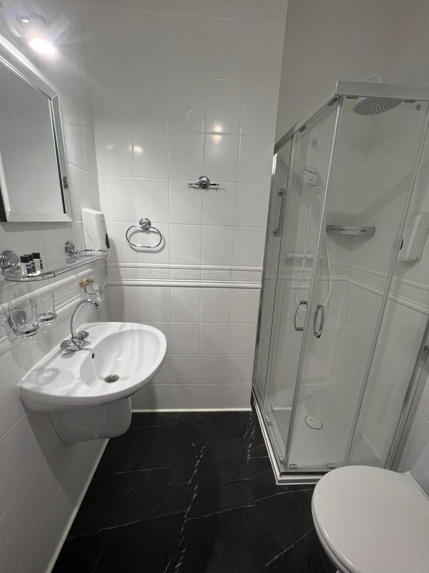 Hotel Park Opoczno Luaran gambar